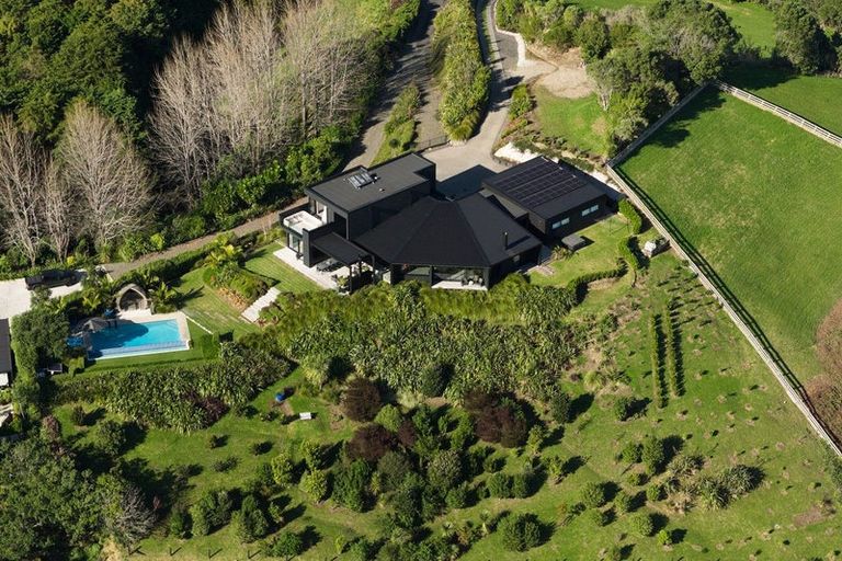 Photo of property in 175l Estates Terrace, Welcome Bay, Tauranga, 3175