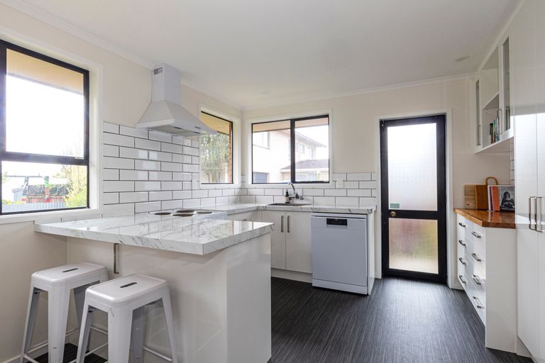 Photo of property in 2/347 Church Street, West End, Timaru, 7910