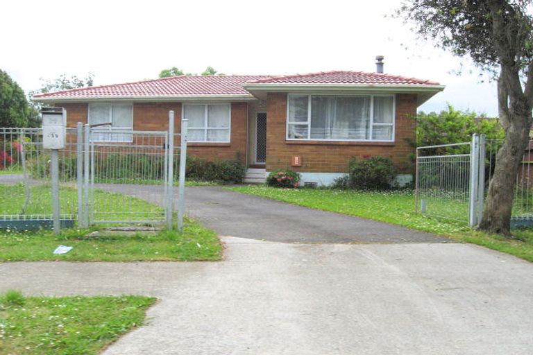 Photo of property in 34 Convair Crescent, Mangere, Auckland, 2022