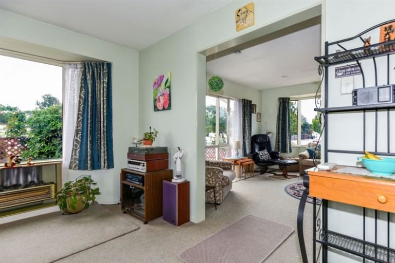 Photo of property in 1/198a Wainoni Road, Avondale, Christchurch, 8061