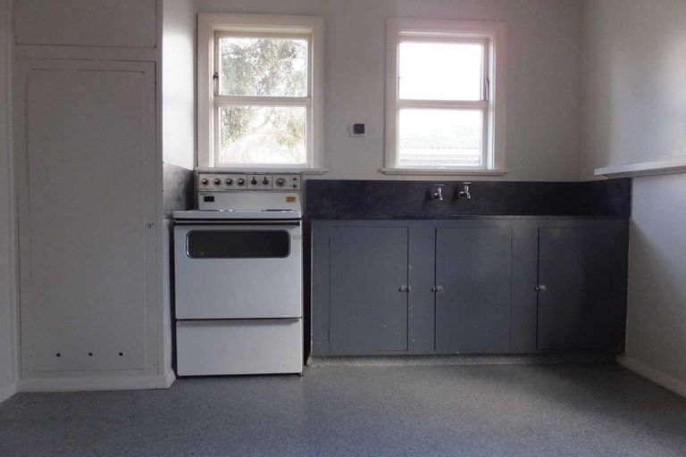 Photo of property in 345 Riccarton Road, Upper Riccarton, Christchurch, 8041