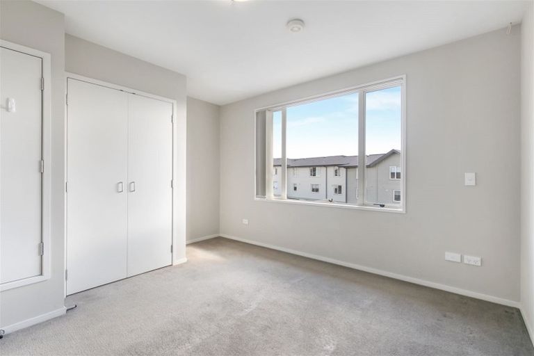 Photo of property in 5/34 Opito Way, East Tamaki, Auckland, 2013
