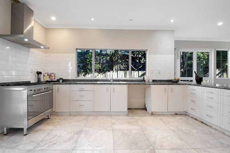 Photo of property in 13 Belvedere Court, West Harbour, Auckland, 0618