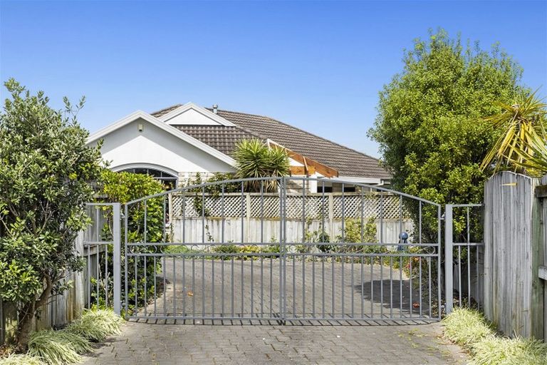 Photo of property in 23 Araroa Place, Papamoa Beach, Papamoa, 3118