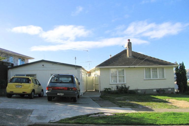 Photo of property in 4 Waiho Terrace, Elsdon, Porirua, 5022