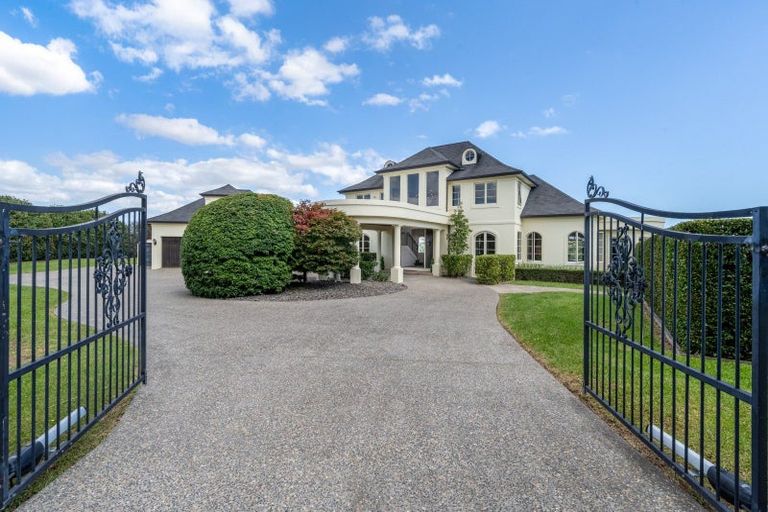 Photo of property in 204 Broomfields Road, Whitford, Howick, 2571