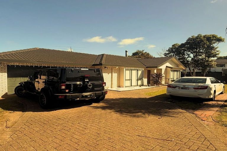 Photo of property in 78 Sheriff Place, Randwick Park, Auckland, 2105