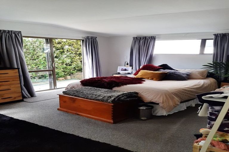 Photo of property in 21 Gledstane Road, Stanmore Bay, Whangaparaoa, 0932