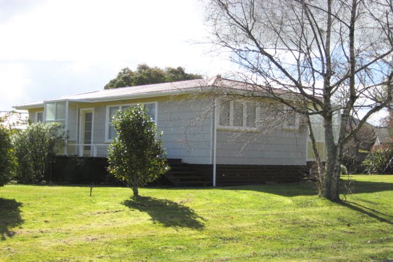 Photo of property in 17 Ogilvie Road, Kinloch, Taupo, 3377