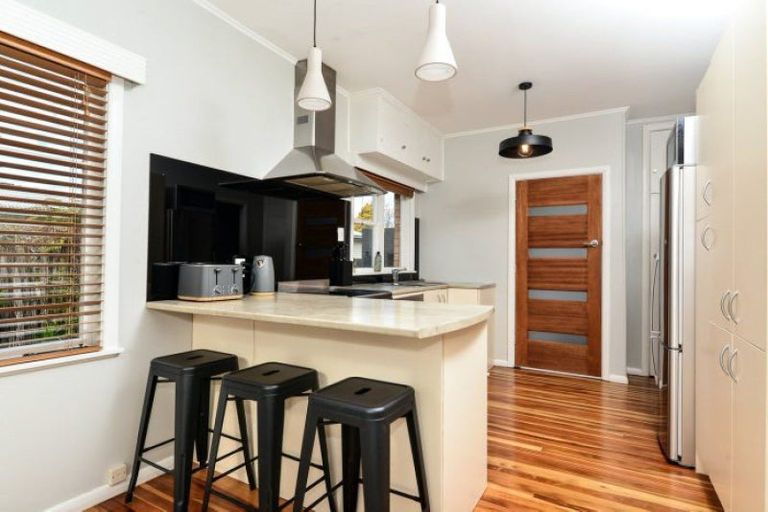 Photo of property in 30 Gillies Avenue, Claudelands, Hamilton, 3214