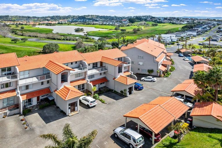 Photo of property in Santa Rosa, 52/340 Gulf Harbour Drive, Gulf Harbour, Whangaparaoa, 0930