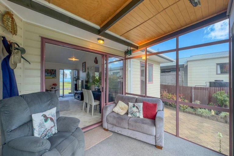 Photo of property in 6 Seaview Avenue, Te Puru, Thames, 3575
