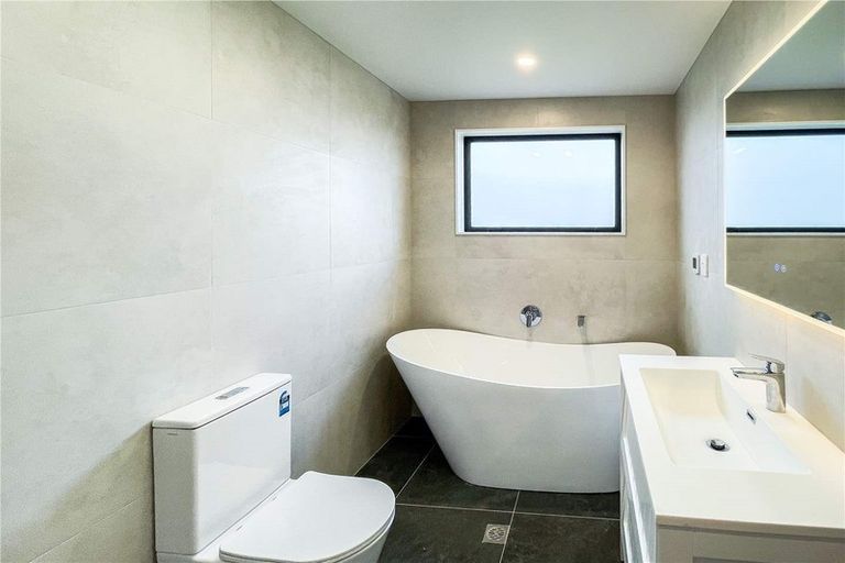 Photo of property in 5 Turbine Way, Hobsonville, Auckland, 0616