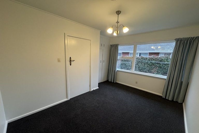 Photo of property in 2/4 Wadeley Road, Ilam, Christchurch, 8041