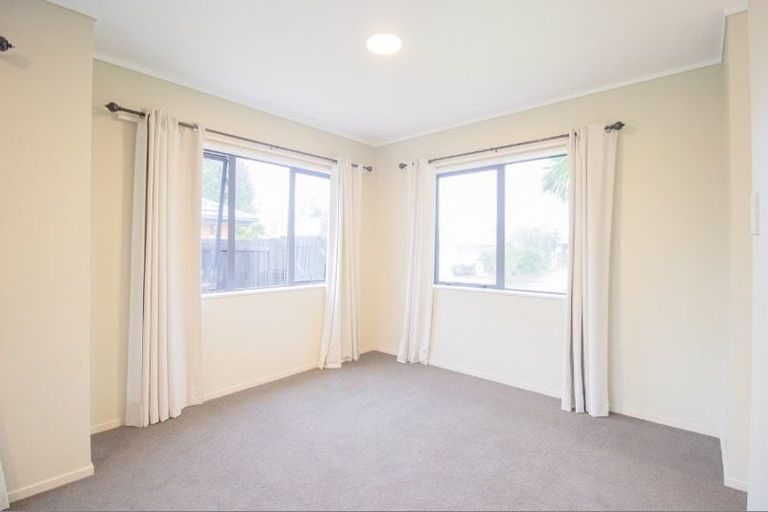 Photo of property in 55 Waimahia Avenue, Weymouth, Auckland, 2103