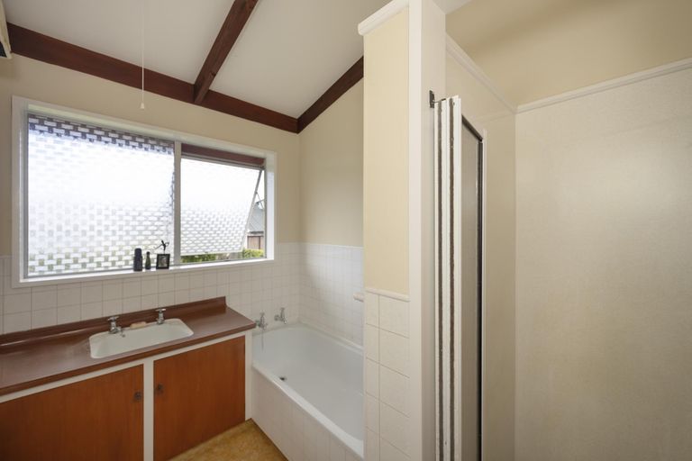 Photo of property in 23 Towey Street, Holmes Hill, Oamaru, 9401