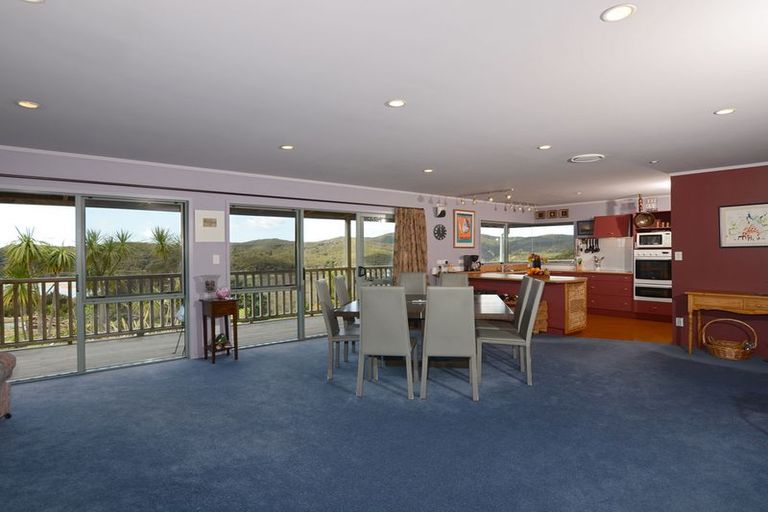 Photo of property in 1 Waterview Place, Haruru, 0204