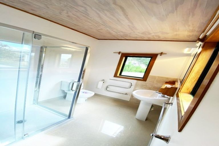 Photo of property in 12 Kukupa Road, Sunnyvale, Auckland, 0612