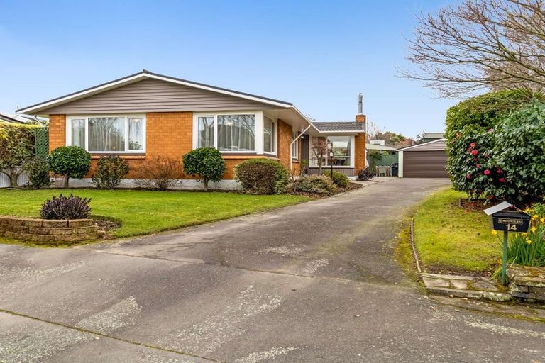 Photo of property in 14 Glenavon Place, Ilam, Christchurch, 8041