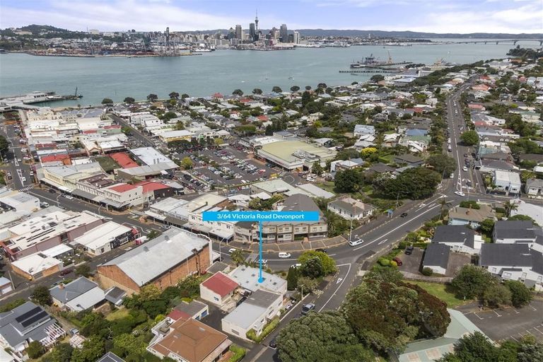 Photo of property in 3/64 Victoria Road, Devonport, Auckland, 0624