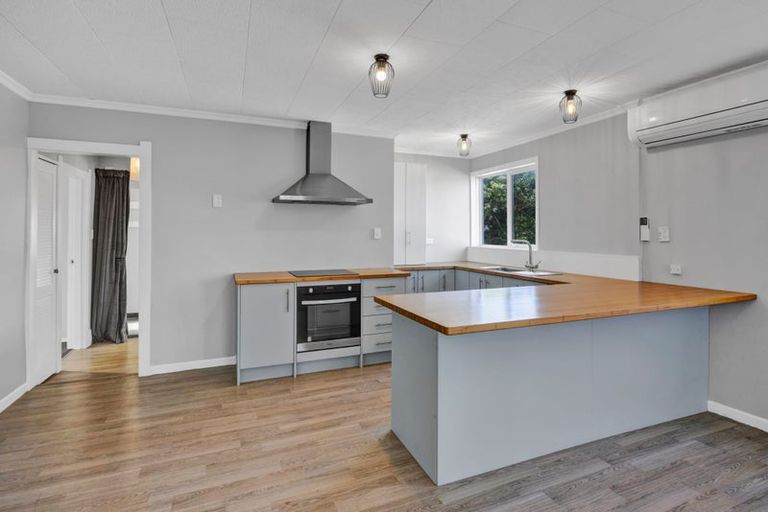 Photo of property in 23 Layard Street, Opunake, 4616