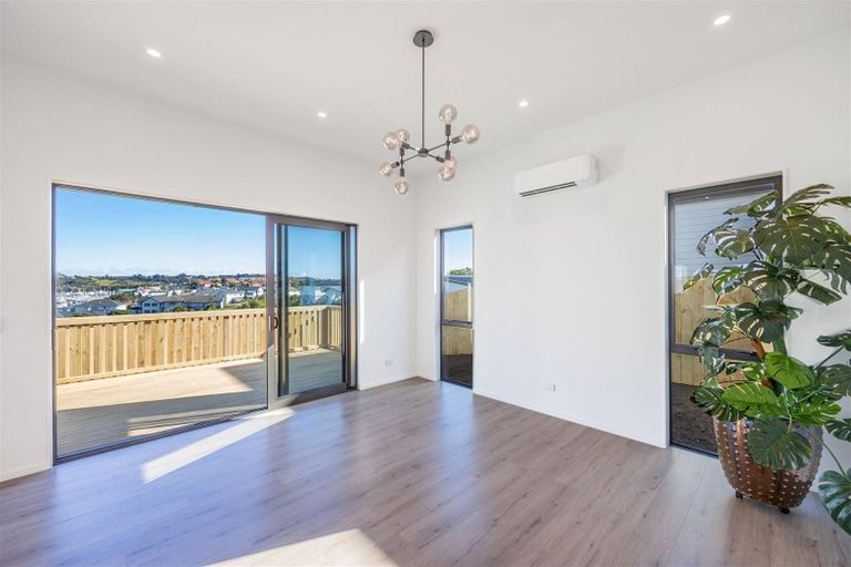 Photo of property in 6 Ta Moko Drive, Gulf Harbour, Whangaparaoa, 0930