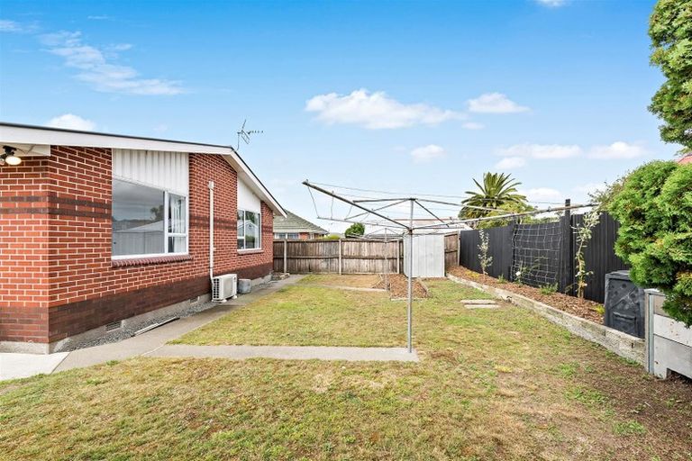 Photo of property in 132b Shortland Street, Aranui, Christchurch, 8061