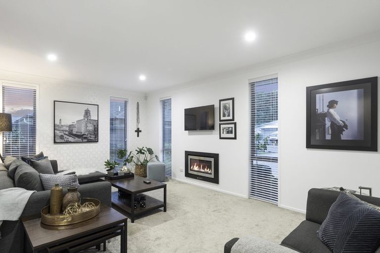 Photo of property in 298 Lakes Boulevard, Pyes Pa, Tauranga, 3112