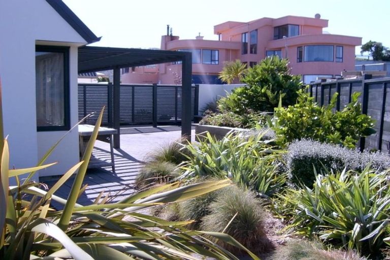 Photo of property in 7 Imran Terrace, Khandallah, Wellington, 6035