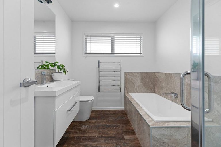 Photo of property in 3 Kissling Terrace, Pyes Pa, Tauranga, 3112