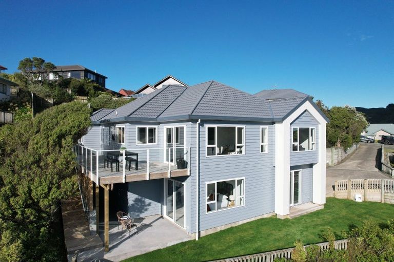 Photo of property in 5 Landsdowne Terrace, Karori, Wellington, 6012