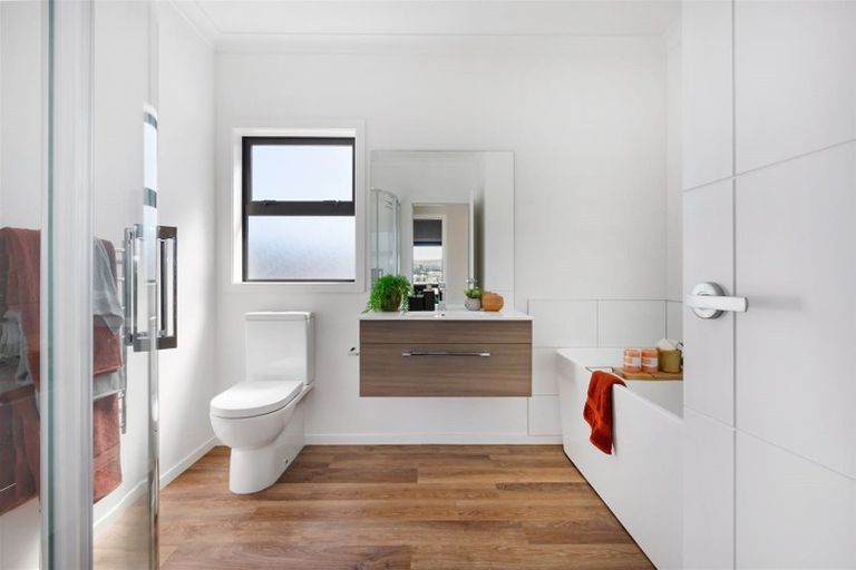 Photo of property in 182 John Burke Drive, Aotea, Porirua, 5024