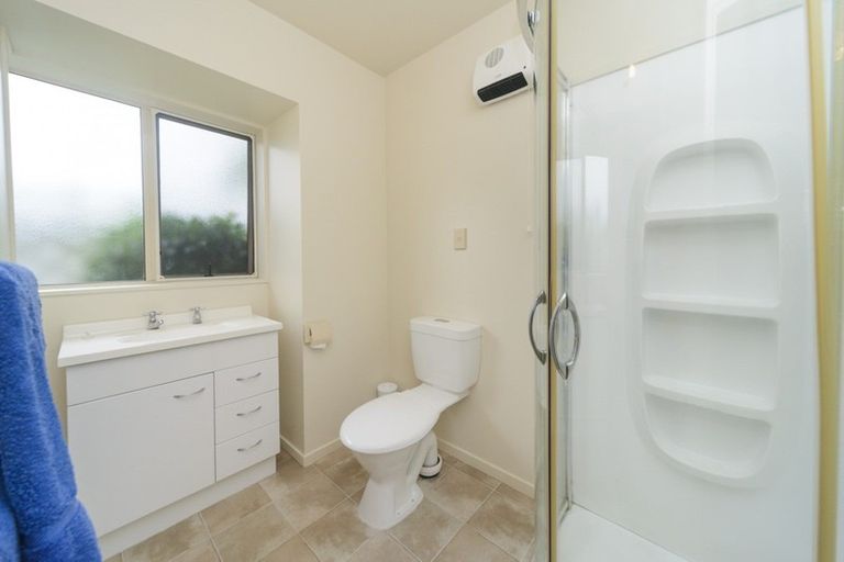 Photo of property in 16a Tui Mill Grove, Feilding, 4702