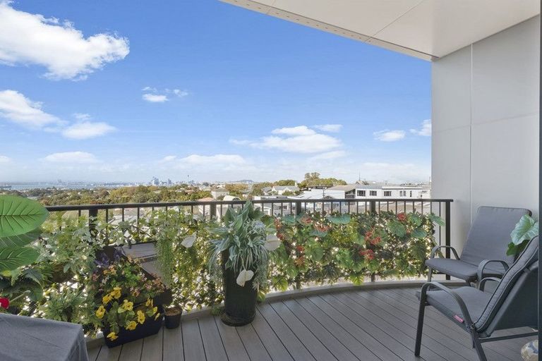 Photo of property in 43/241 Hinemoa Street, Birkenhead, Auckland, 0626