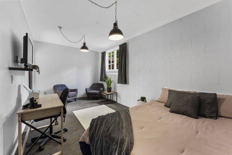 Photo of property in 15 Sunbrae Drive, Silverstream, Upper Hutt, 5019