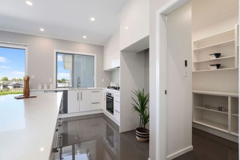 Photo of property in 5 Kemble Place, Flagstaff, Hamilton, 3210