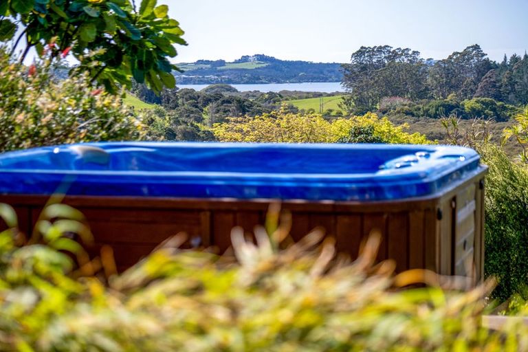 Photo of property in 27 Ruru Lane, Kerikeri, 0230