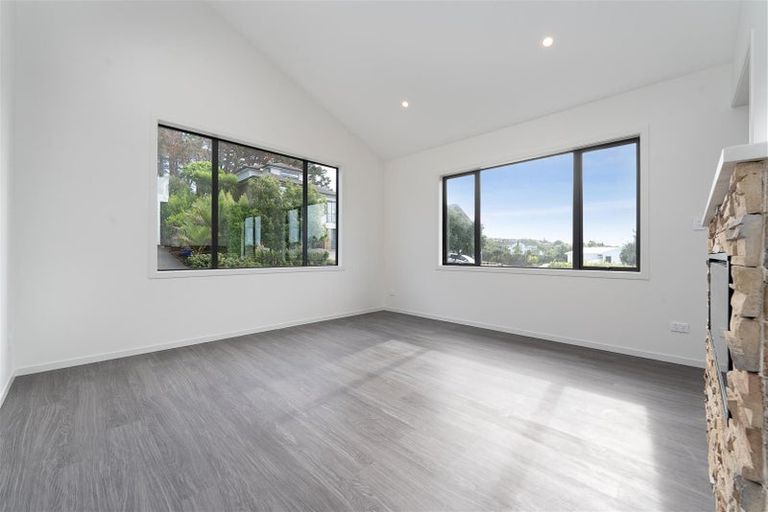 Photo of property in 36 Bella Vista Drive, Gulf Harbour, Whangaparaoa, 0930