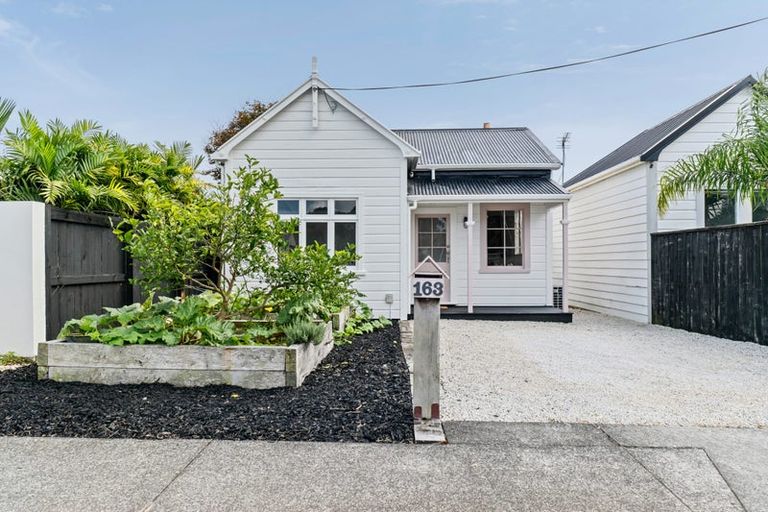 Photo of property in 163 Lemon Street, Strandon, New Plymouth, 4312