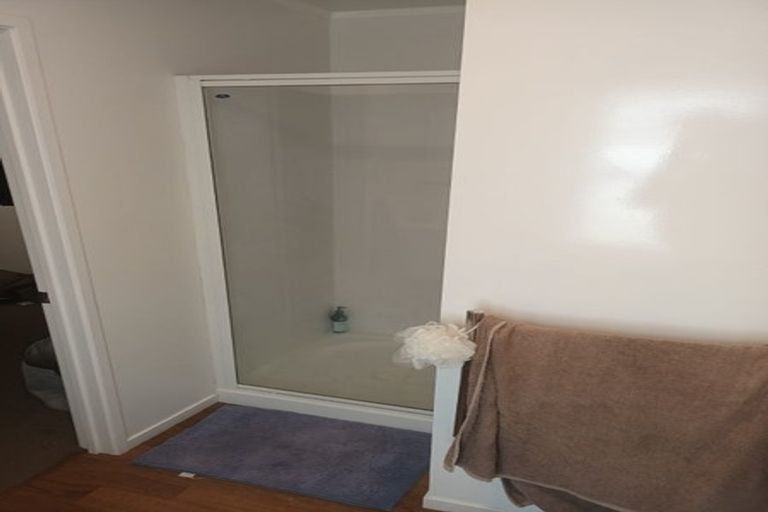 Photo of property in 3 Gazelle Avenue, Beach Haven, Auckland, 0626