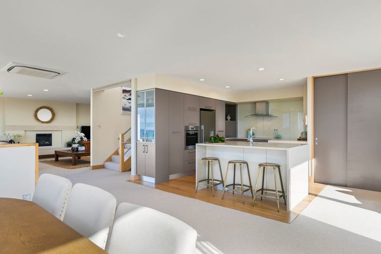 Photo of property in 8a Pacific View Road, Papamoa Beach, Papamoa, 3118