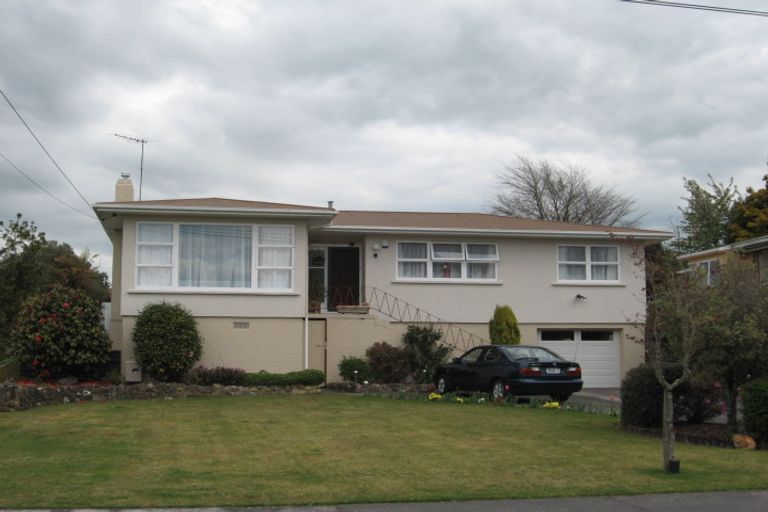 Photo of property in 32 Rutland Street, Utuhina, Rotorua, 3015