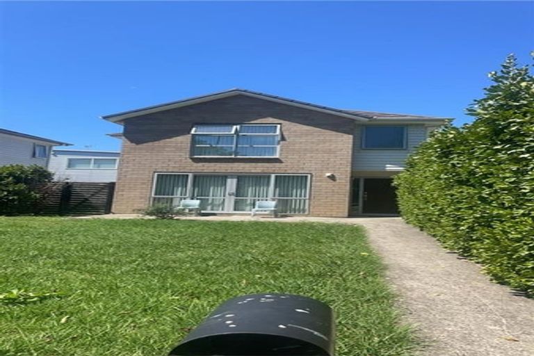 Photo of property in 203 Porchester Road, Takanini, 2112