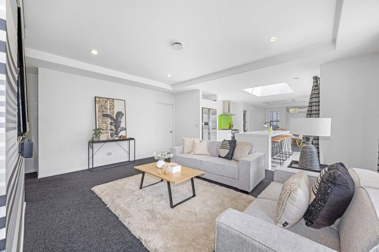 Photo of property in 11 Handley Crescent, Wigram, Christchurch, 8042