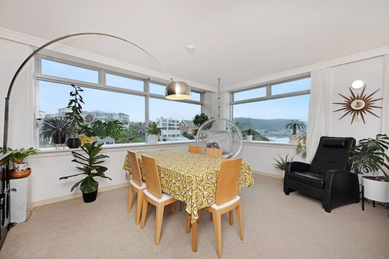 Photo of property in Jerningham Apartments, 20 Oriental Terrace, Oriental Bay, Wellington, 6011