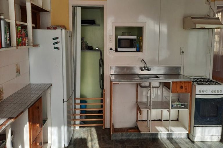 Photo of property in 34 Balmoral Street, Levin, 5510