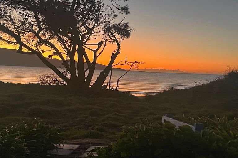 Photo of property in 187 Manly Street, Paraparaumu Beach, Paraparaumu, 5032