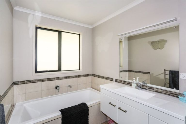 Photo of property in 31 Abby Close, Pukekohe, 2120