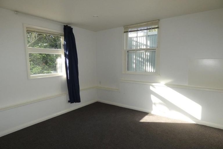 Photo of property in 2 Easdale Street, Kelburn, Wellington, 6012