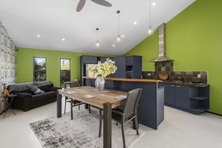 Photo of property in 11 Sabana Place, Bethlehem, Tauranga, 3110